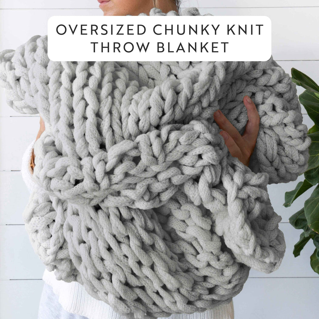 Comfort Canopy™ Chunky Hand-Knit Throw Blanket – Eucalyptus Green (Soft Acrylic)