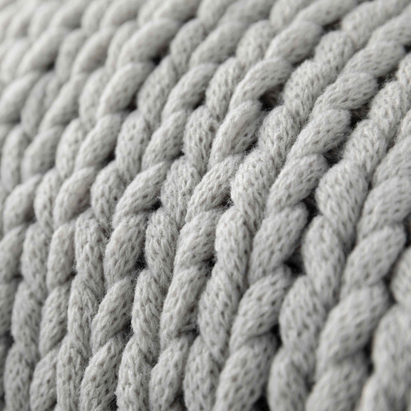 Comfort Canopy™ Chunky Hand-Knit Throw Blanket – Eucalyptus Green (Soft Acrylic)