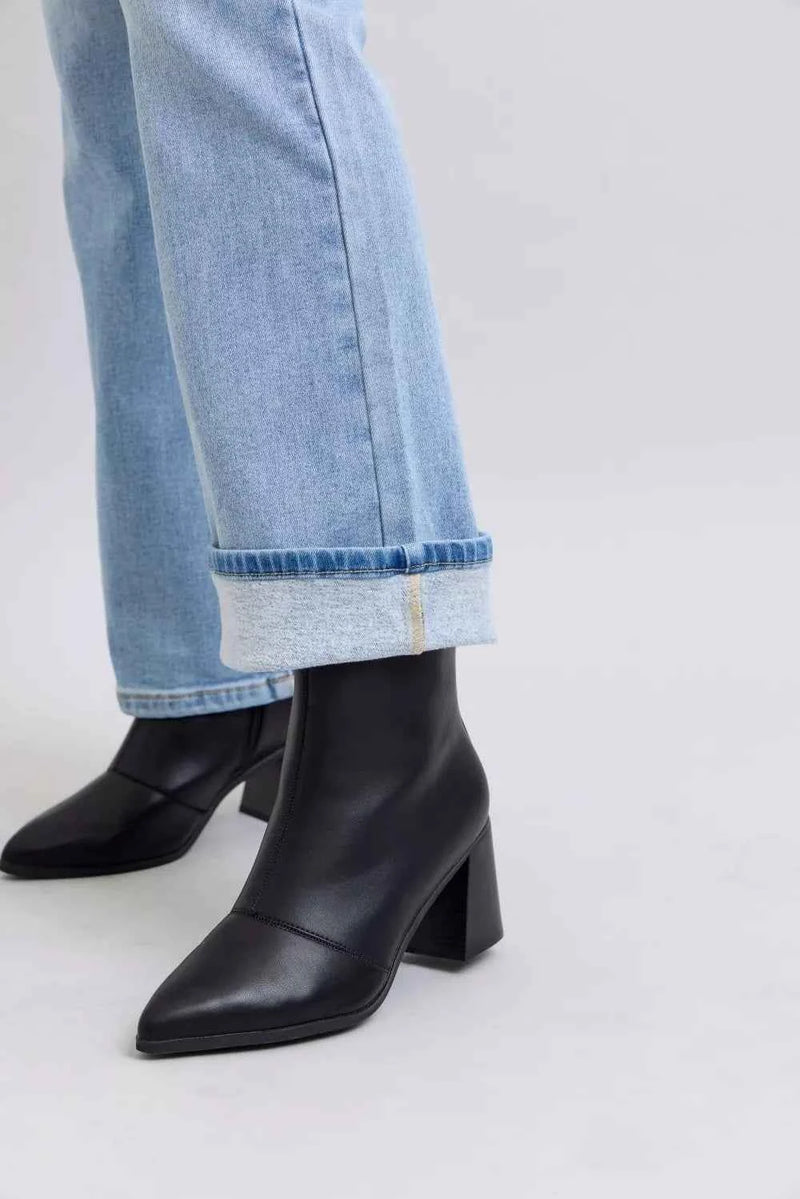 Judy Blue Mid Rise Thermal Bootcut Jeans