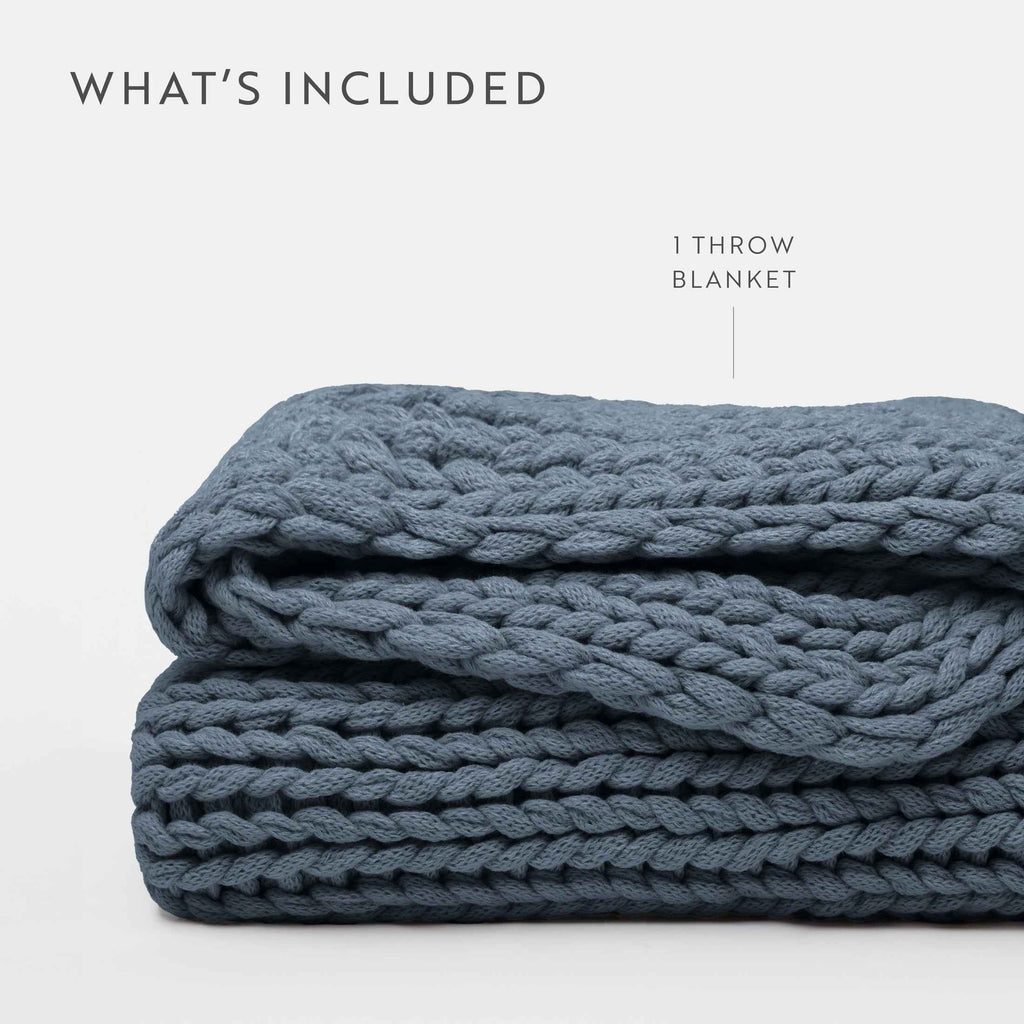 Comfort Canopy™ Chunky Hand-Knit Throw Blanket – Eucalyptus Green (Soft Acrylic)