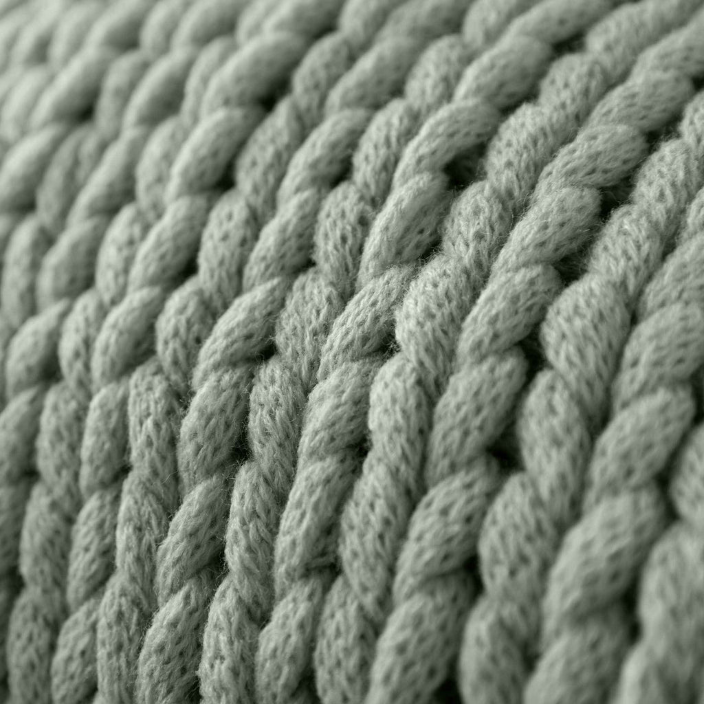 Comfort Canopy™ Chunky Hand-Knit Throw Blanket – Eucalyptus Green (Soft Acrylic)