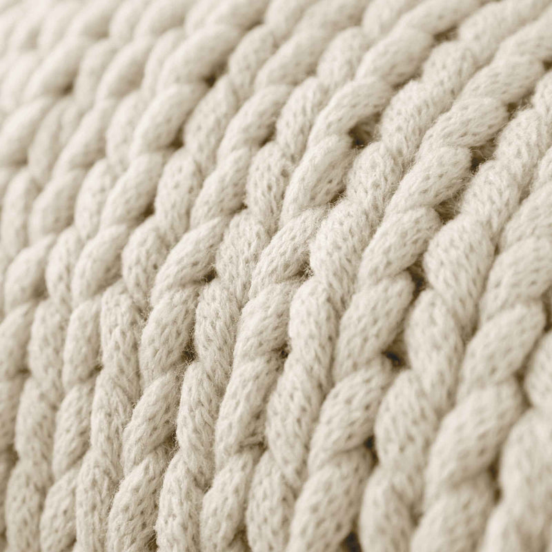 Comfort Canopy™ Chunky Hand-Knit Throw Blanket – Eucalyptus Green (Soft Acrylic)