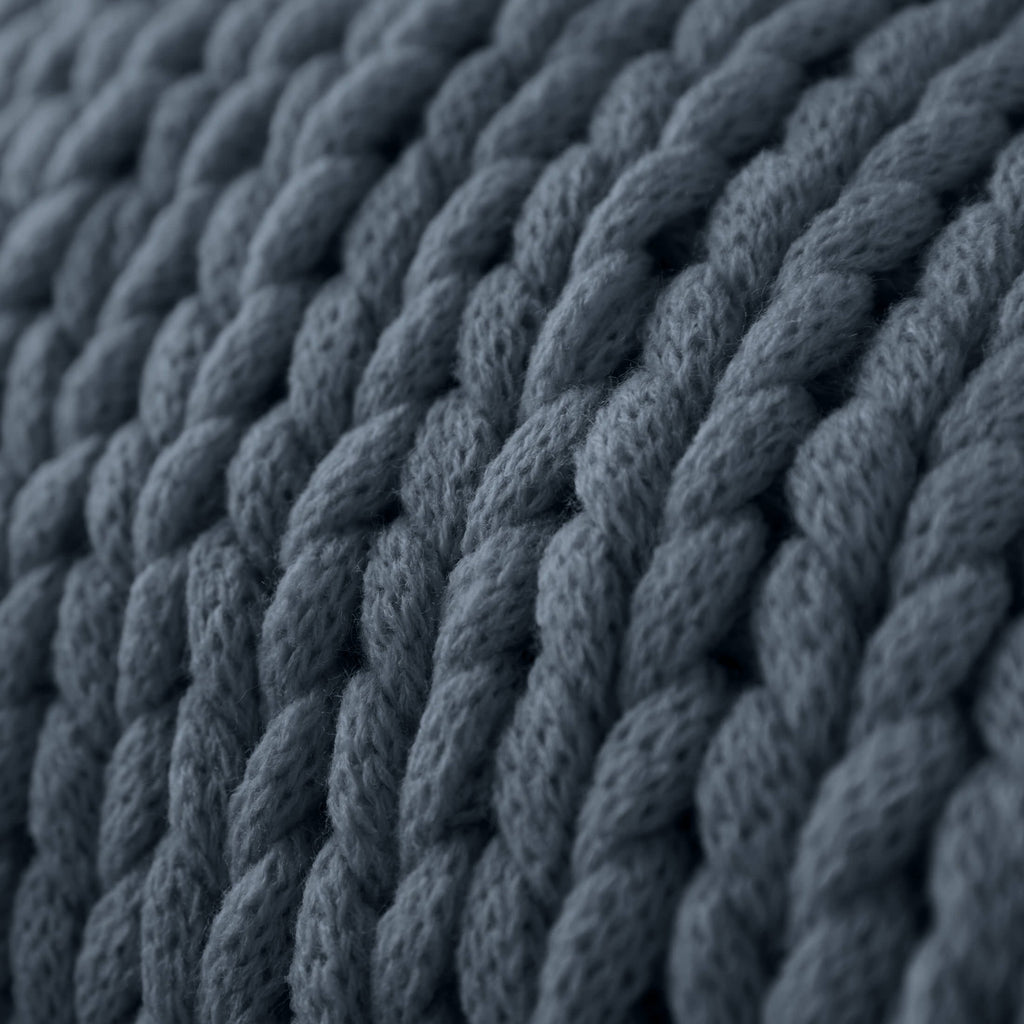 Comfort Canopy™ Chunky Hand-Knit Throw Blanket – Eucalyptus Green (Soft Acrylic)