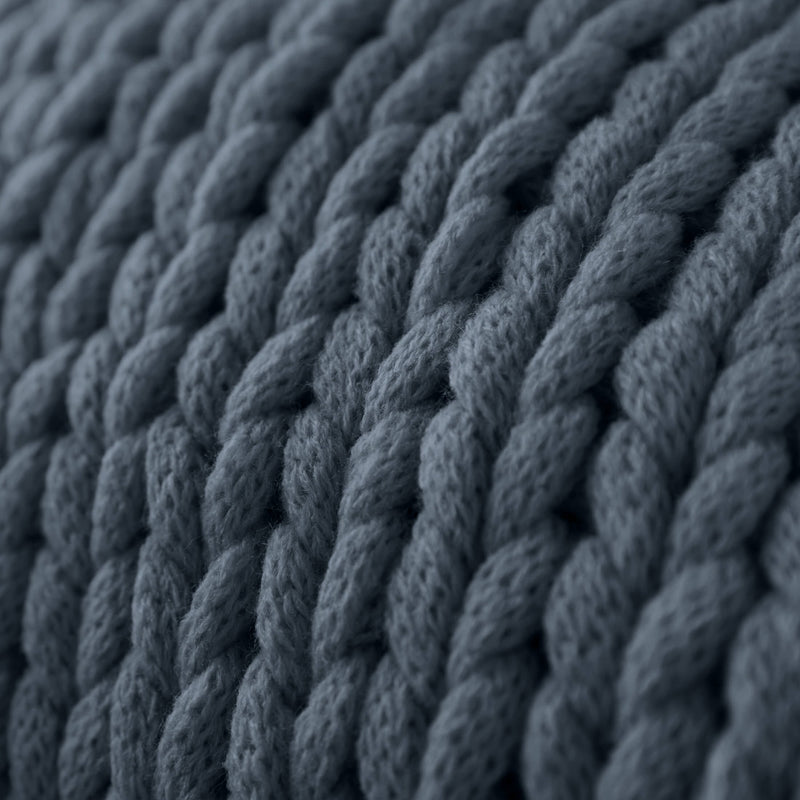 Comfort Canopy™ Chunky Hand-Knit Throw Blanket – Eucalyptus Green (Soft Acrylic)