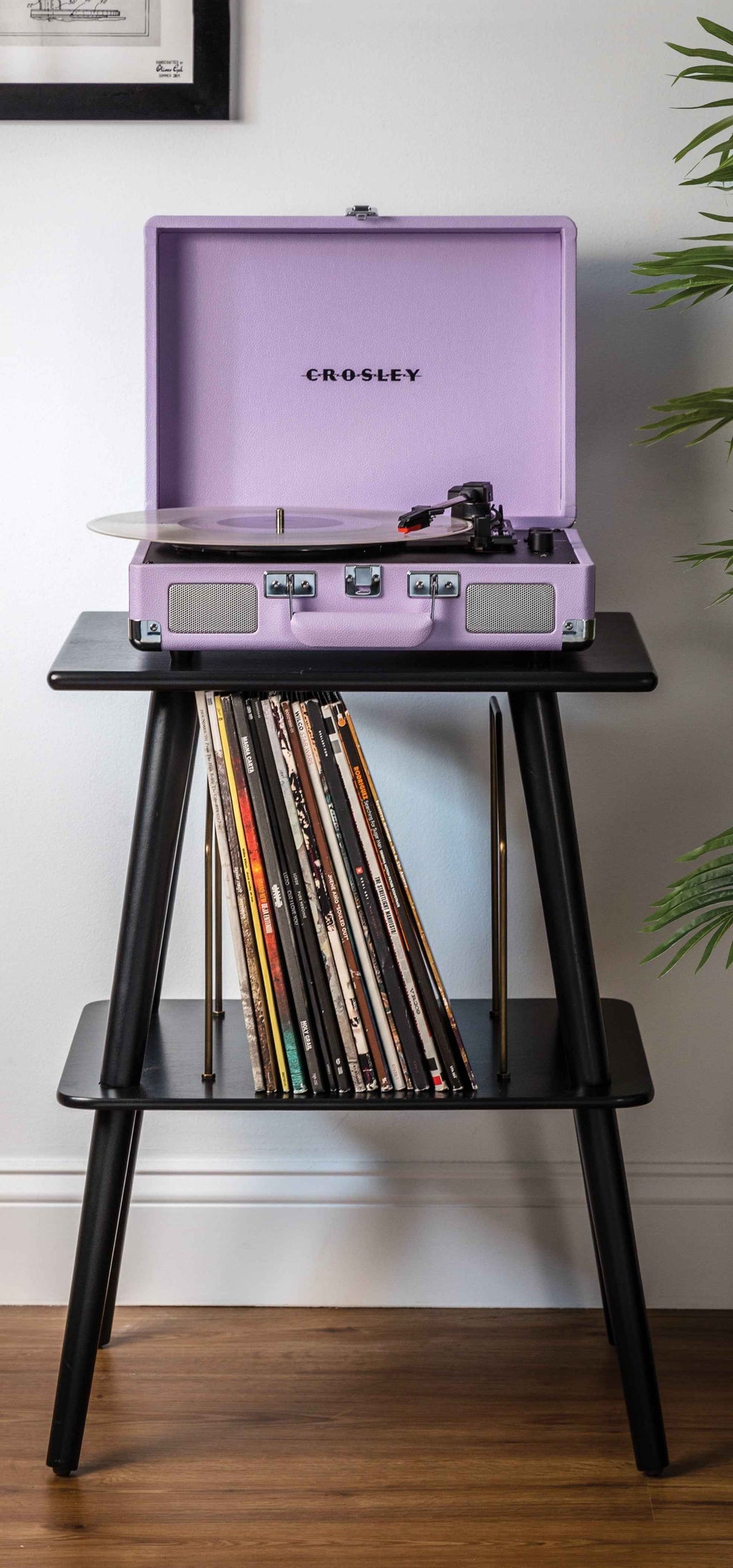 Crosley Cruiser Premier Vinyl Record Player with Speakers & Bluetooth
🎧 Vintage soul. Modern sound