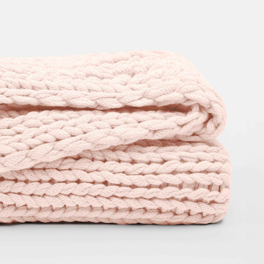 Comfort Canopy™ Chunky Hand-Knit Throw Blanket – Eucalyptus Green (Soft Acrylic)