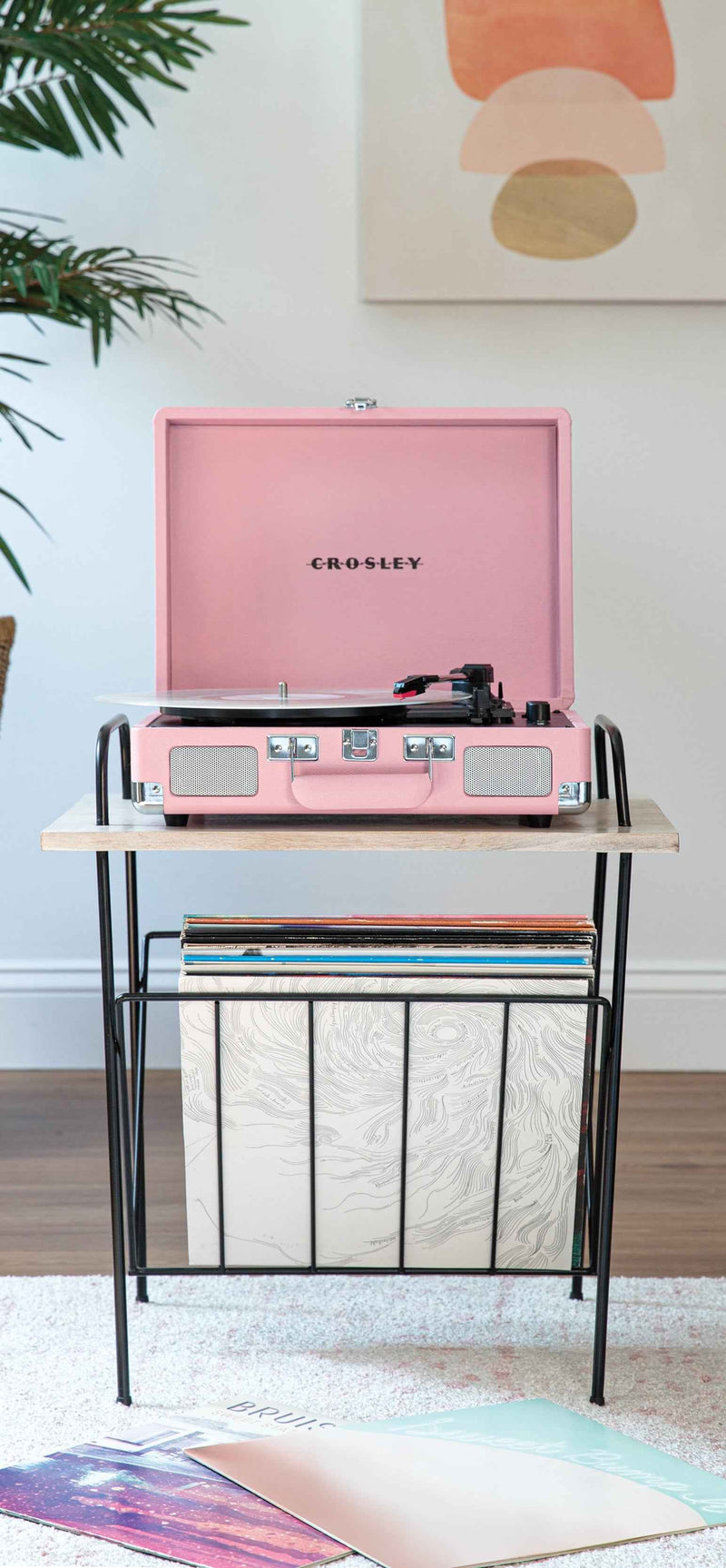 Crosley Cruiser Premier Vinyl Record Player with Speakers & Bluetooth
🎧 Vintage soul. Modern sound