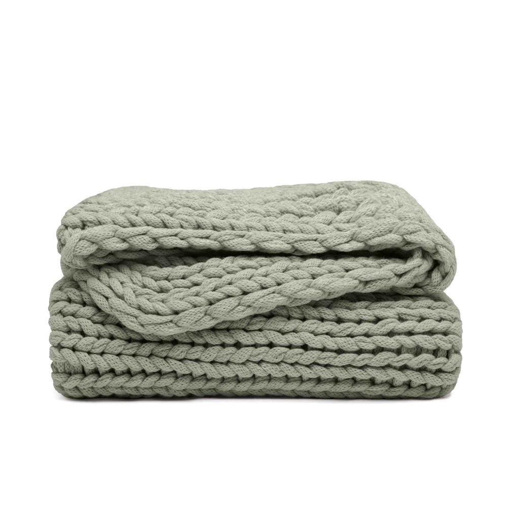 Comfort Canopy™ Chunky Hand-Knit Throw Blanket – Eucalyptus Green (Soft Acrylic)