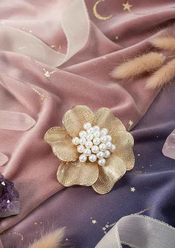 18K Gold-Plated Pearl Flower Ring - Velvet Stardust Co.