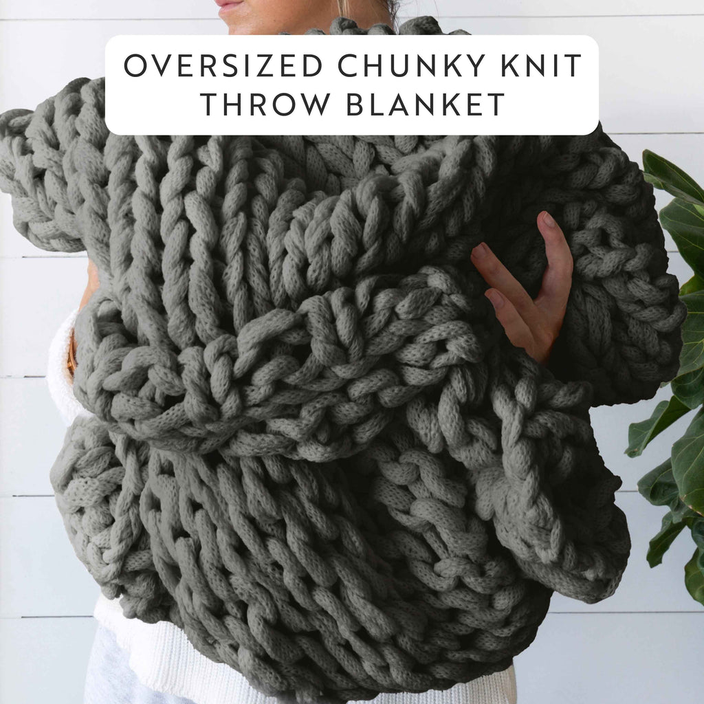 Comfort Canopy™ Chunky Hand-Knit Throw Blanket – Eucalyptus Green (Soft Acrylic)