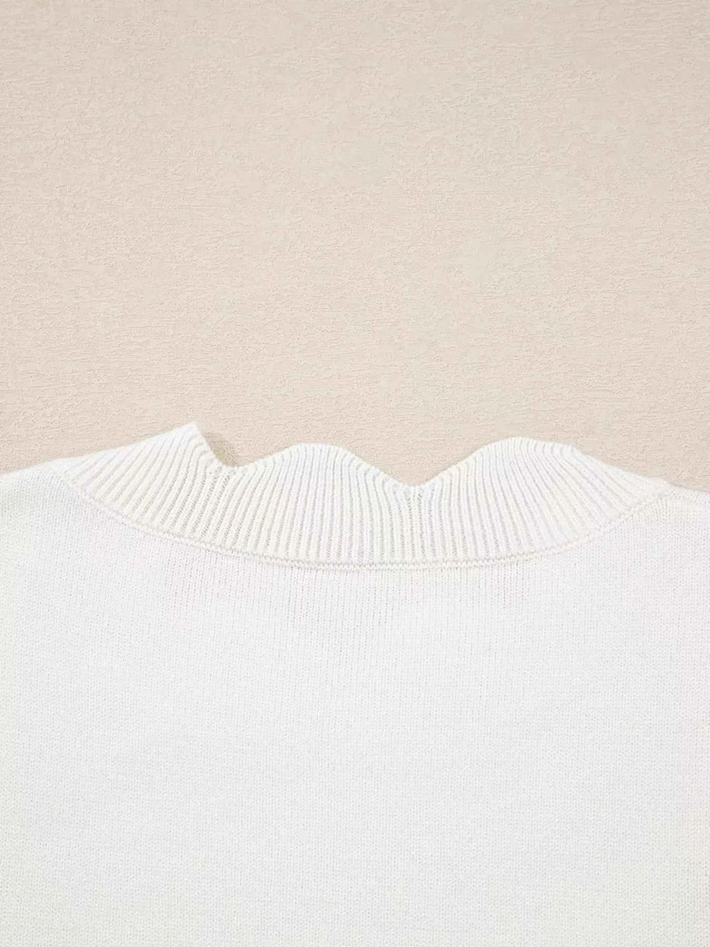 Floral Embroidered Scallop Hem Cropped Sweater - Velvet Stardust Co.